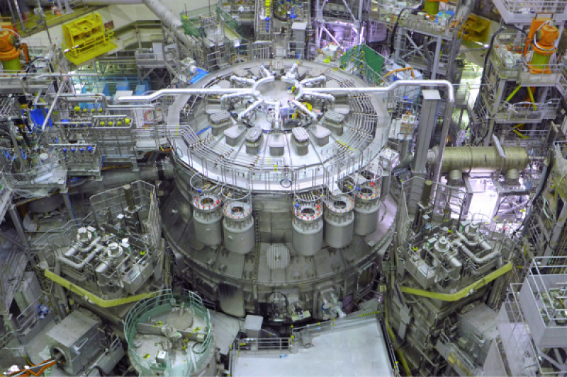 最大实验性核聚变反应堆开始运行