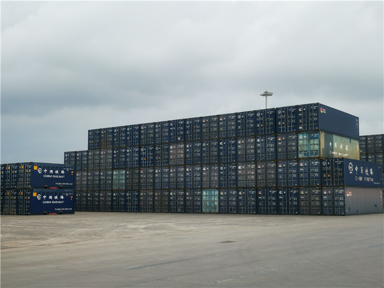 陆海新通道班列运货超70万吨，有重要战略地位