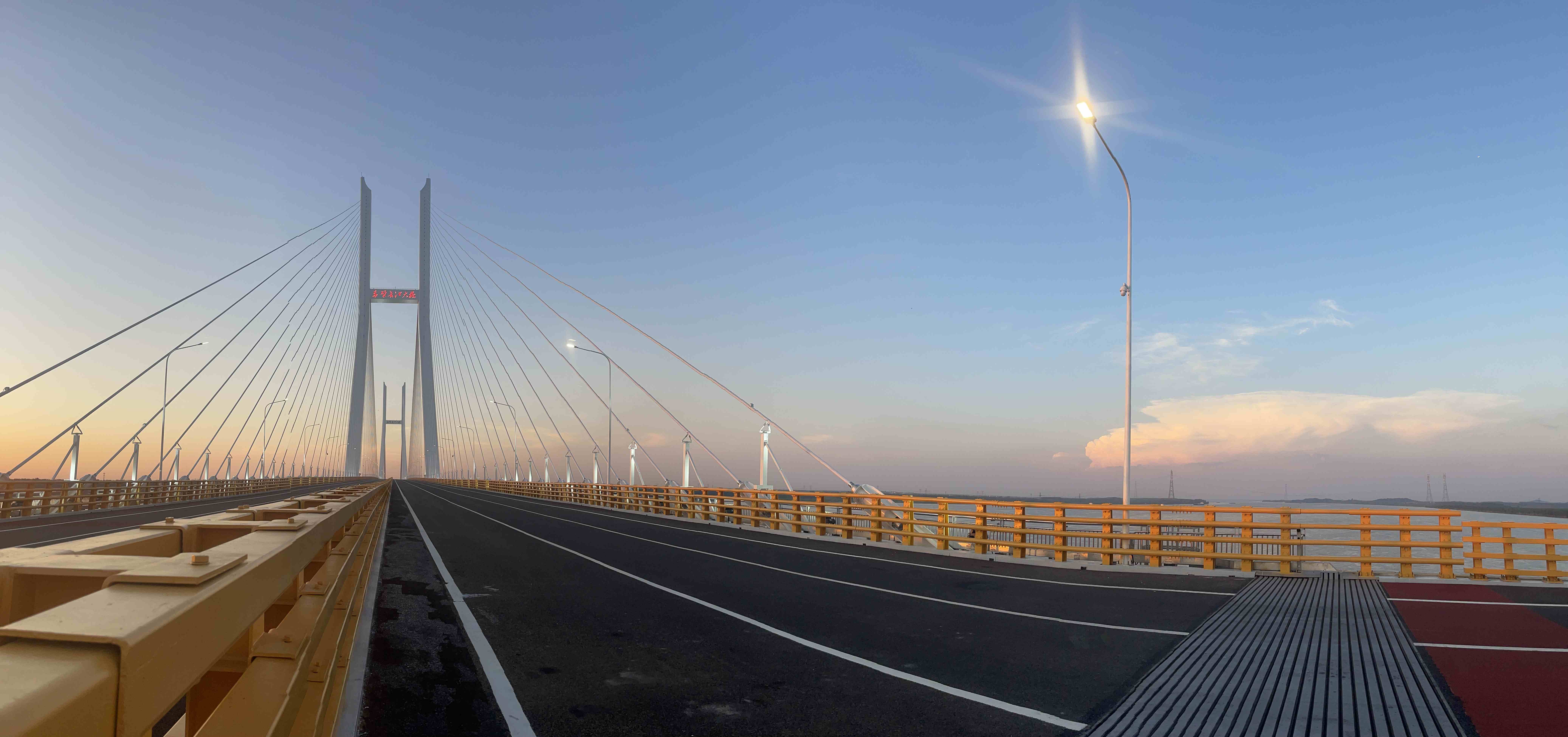 国道318线竹巴龙金沙江大桥正式建成通车_四川在线