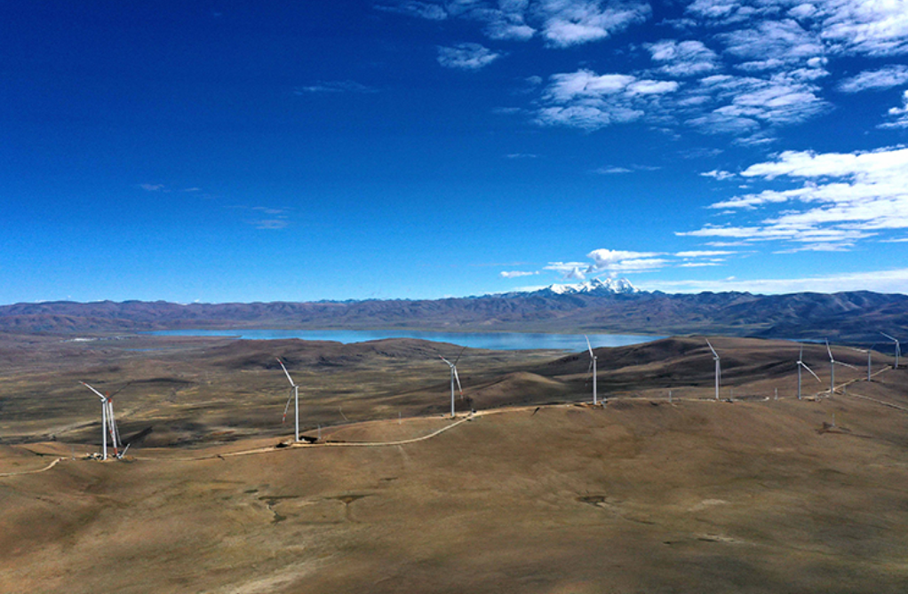 半岛体育app5158米！高原之上的风电奇迹——世界海拔最高风电项目西藏措美哲古分散式场建设侧记(图1)