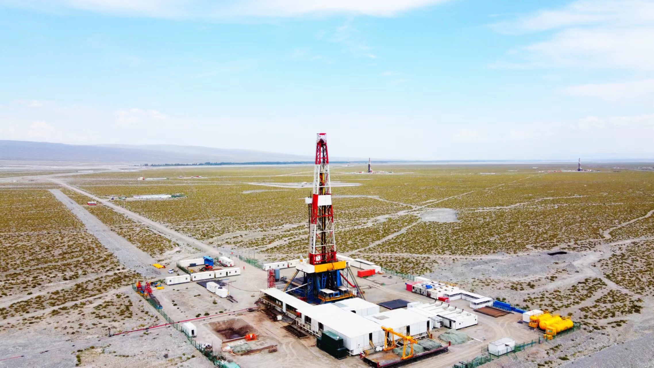 新疆经济看亮点丨新疆油田2022年油气产量当量达1748万吨 连续4年实现百万级跨越 -天山网 - 新疆新闻门户