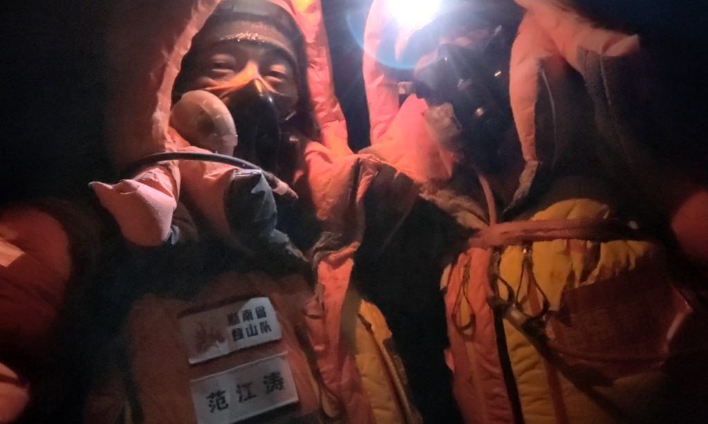 登山队员回忆珠穆朗玛峰救援:山还在，生命只有一次！