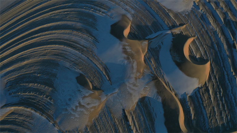 巨型“土星环”地貌景观出现在青海茫崖内