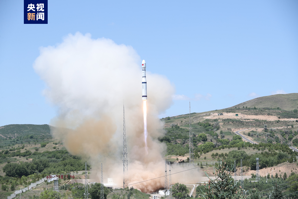 中国卫星成功发射试验25号