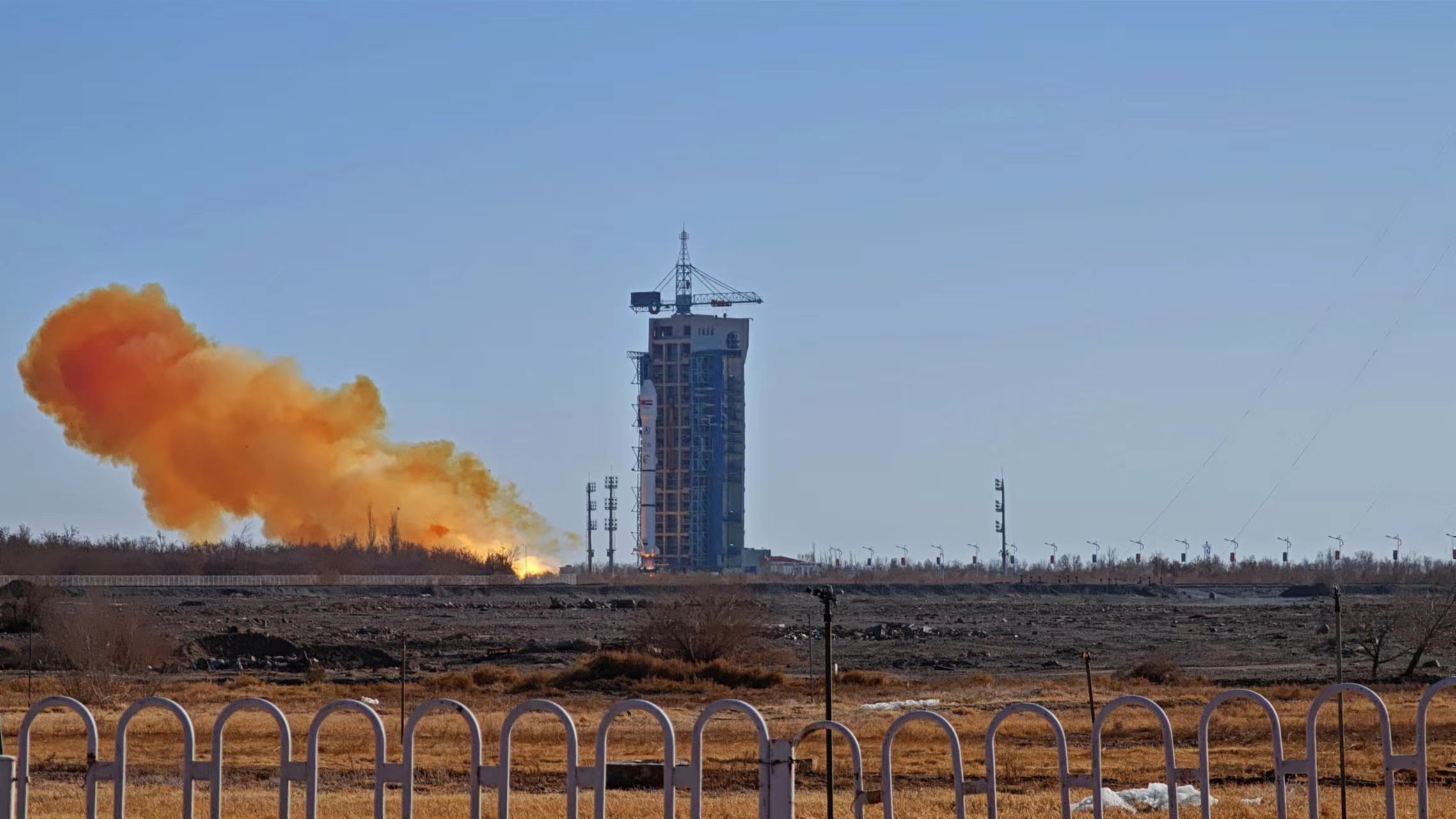 埃及二号卫星发射成功，中国航天“走出去”迈出新步伐