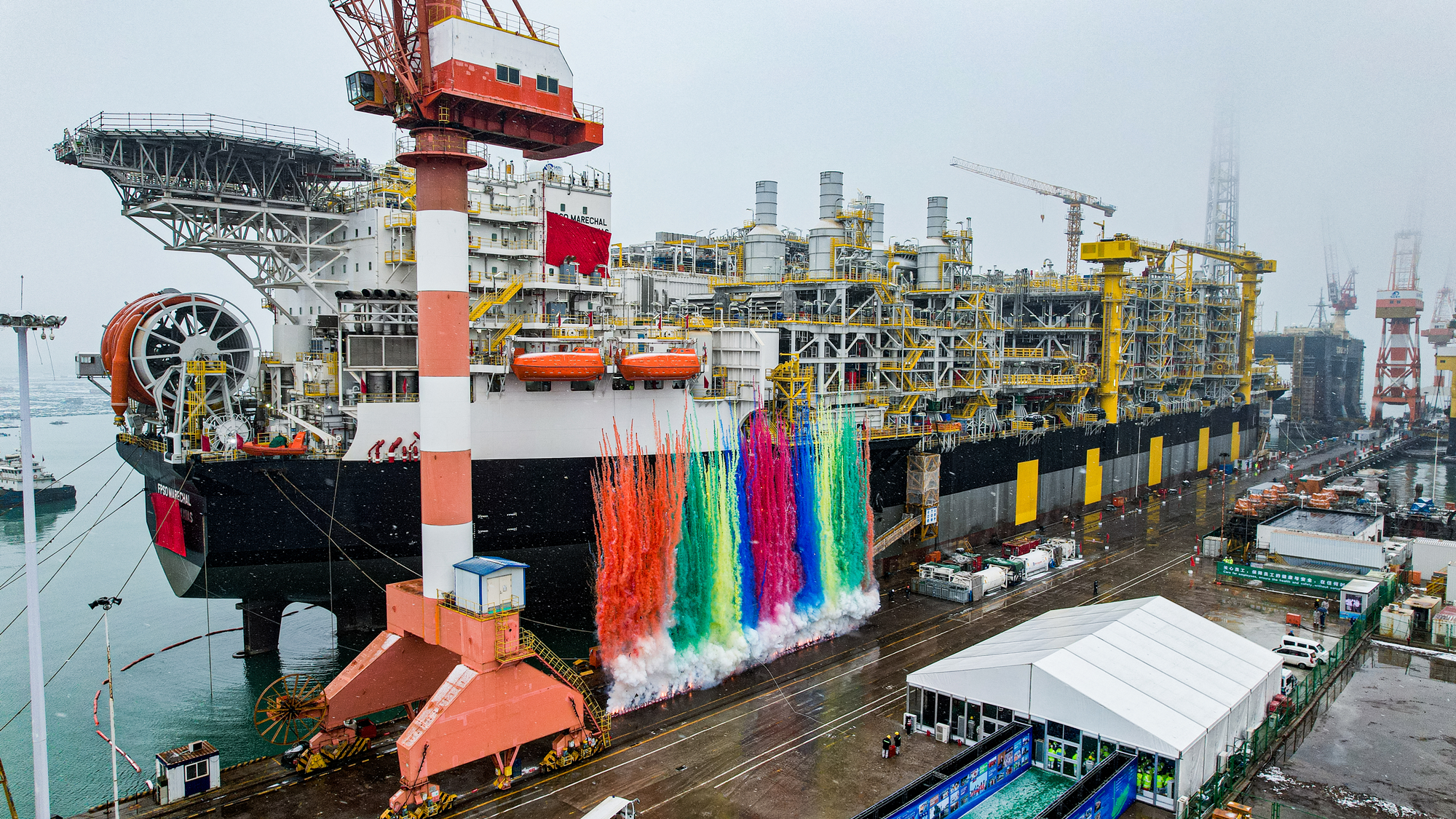 30万吨“海上石油加工厂”！中集首个FPSO修改造项目交付