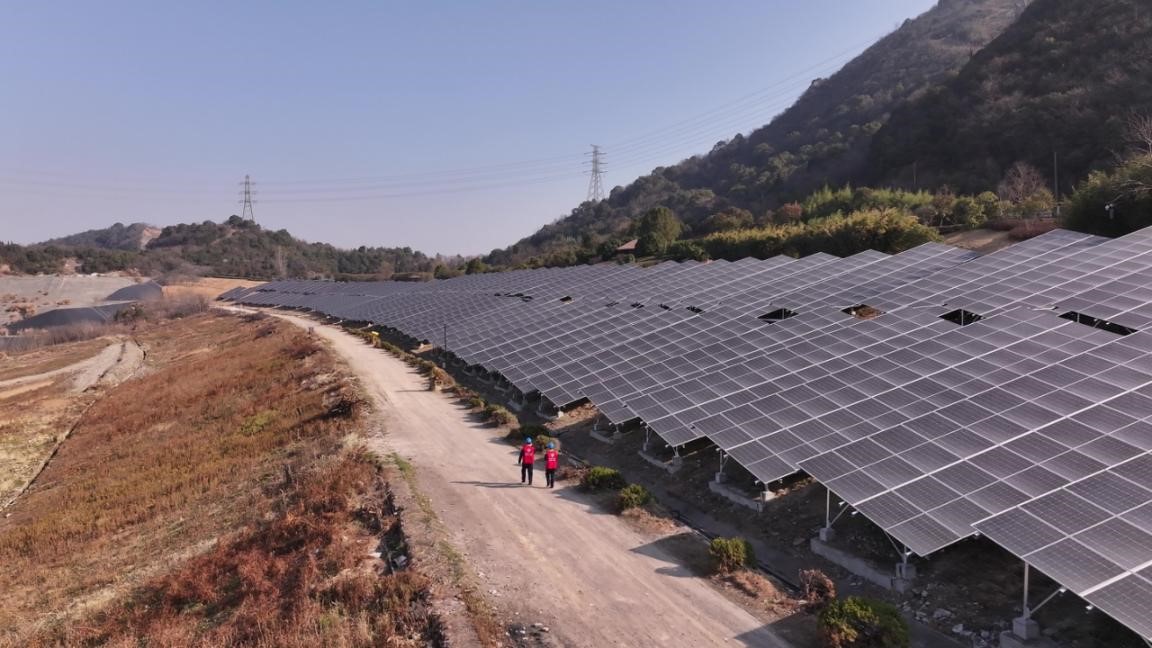 预计年均减排二氧化碳1141吨 杭州这座“垃圾山”变身光储电站