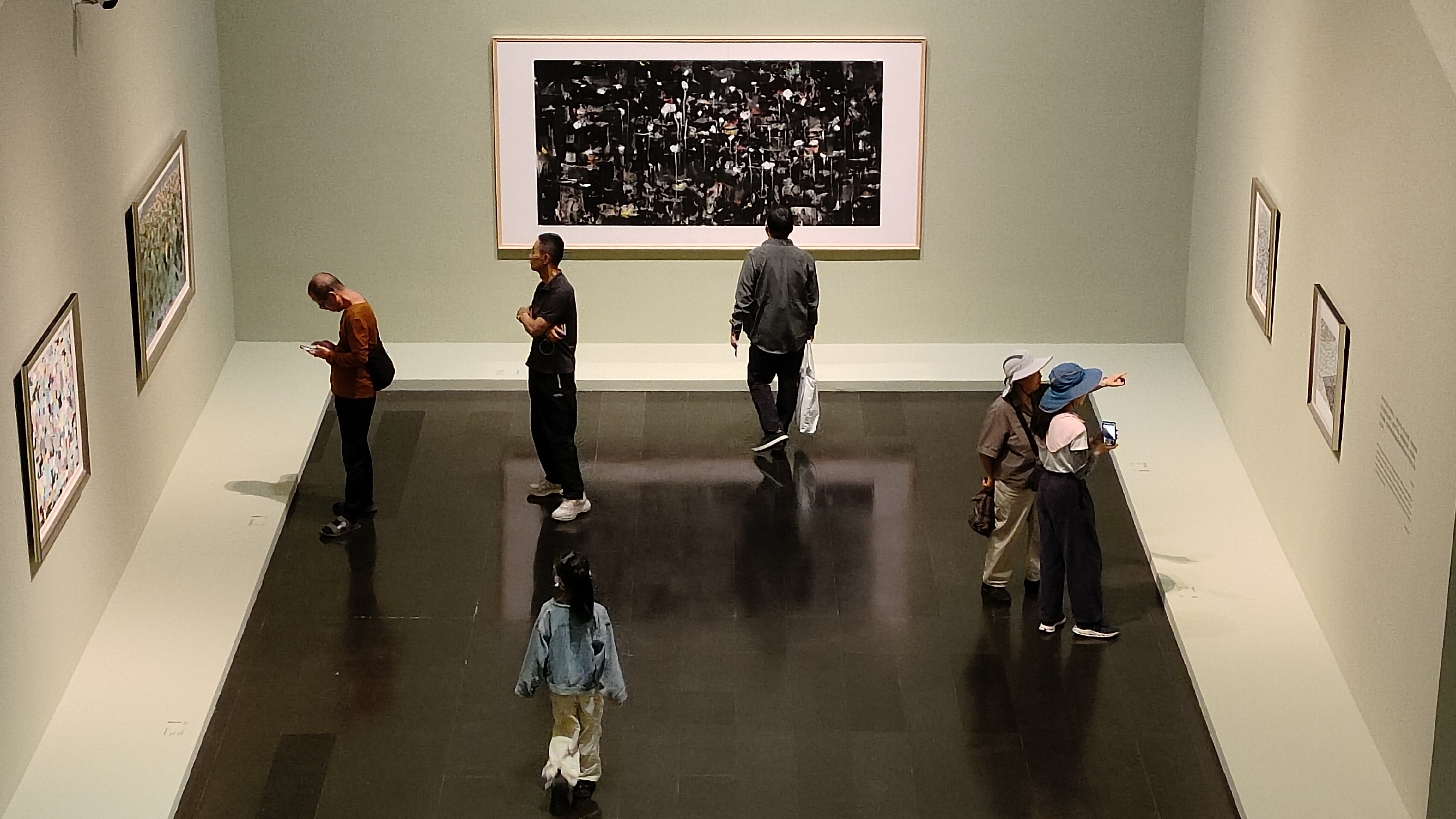 “现代艺术之路：林风眠与吴冠中绘画作品展”开幕