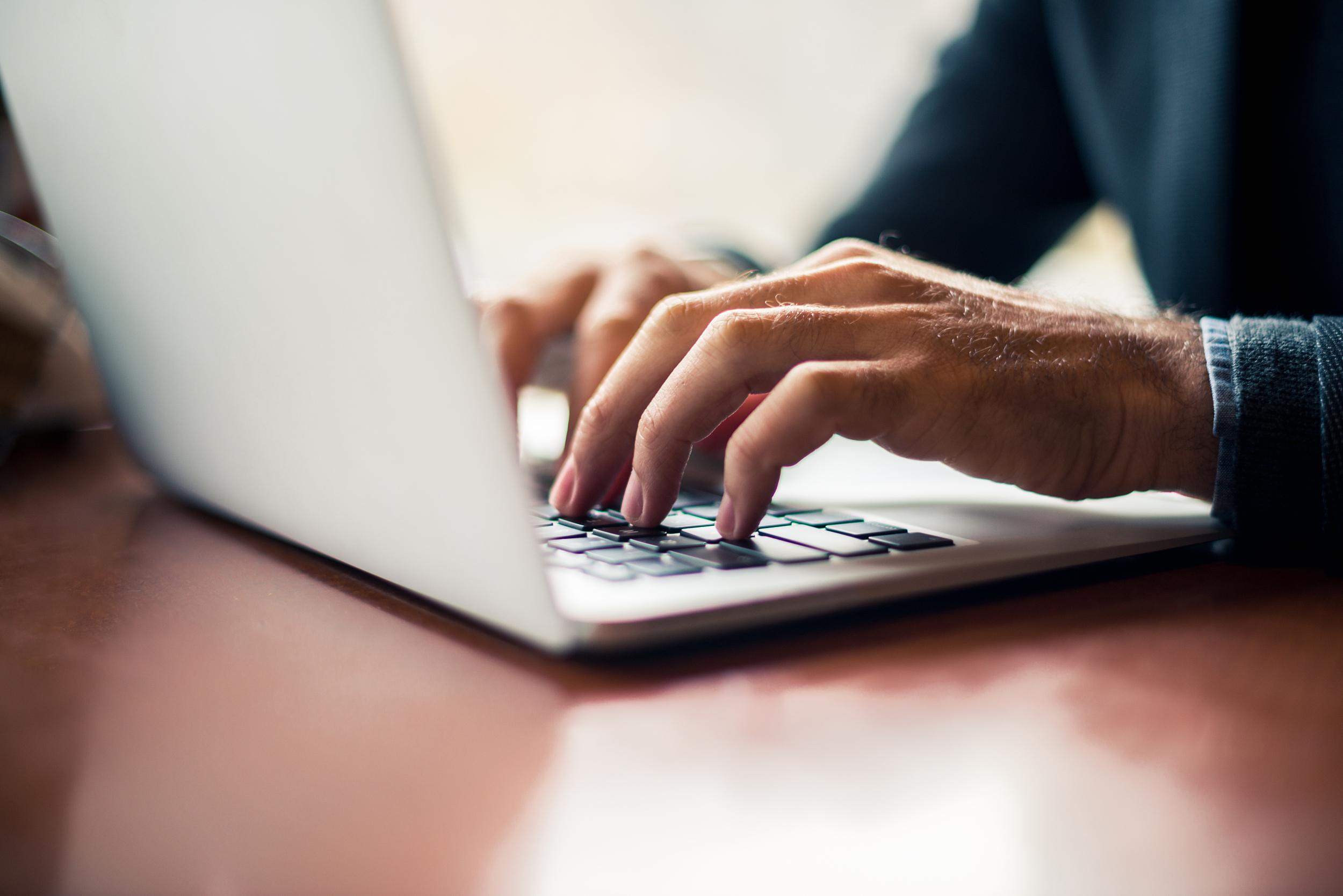 国家网信办拟规范互联网应用程序个人信息收集使用活动