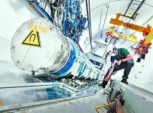 粒子对撞机多少钱一台 1947835_99c0e51945e399c13c5999e78ee3.jpg